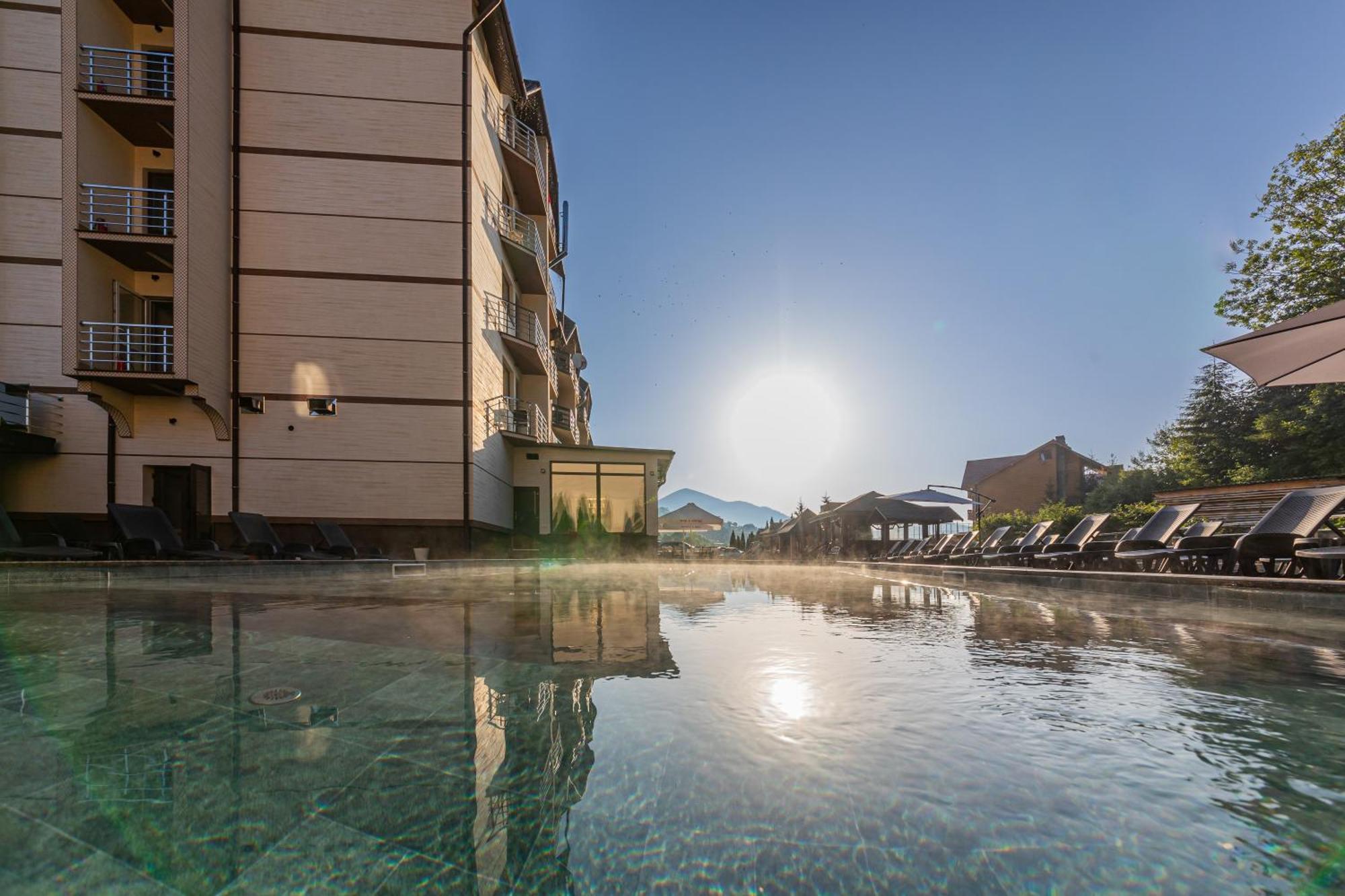 Villa Leku SPA Resort Bukovel Esterno foto